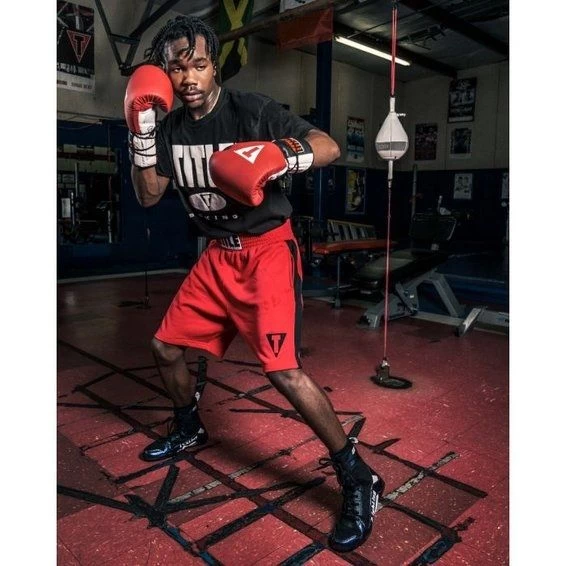 TITLE Boxing Professional Series GEL Sparring Gloves - Image 4