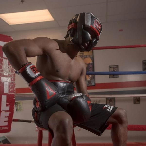 TITLE Boxing Valiant Training Headgear - Image 4