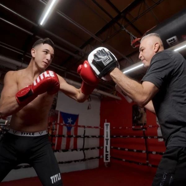 TITLE Cobra Leather Punch Mitts - White/Black - Image 4