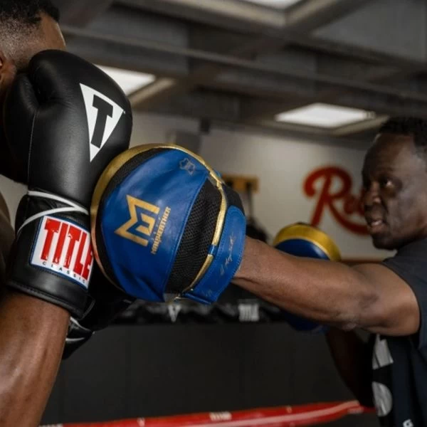 TITLE Jeff Mayweather's "Doom Mitts" - Image 8